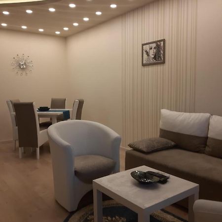 Danube Blue 2 Appartement Belgrado Buitenkant foto