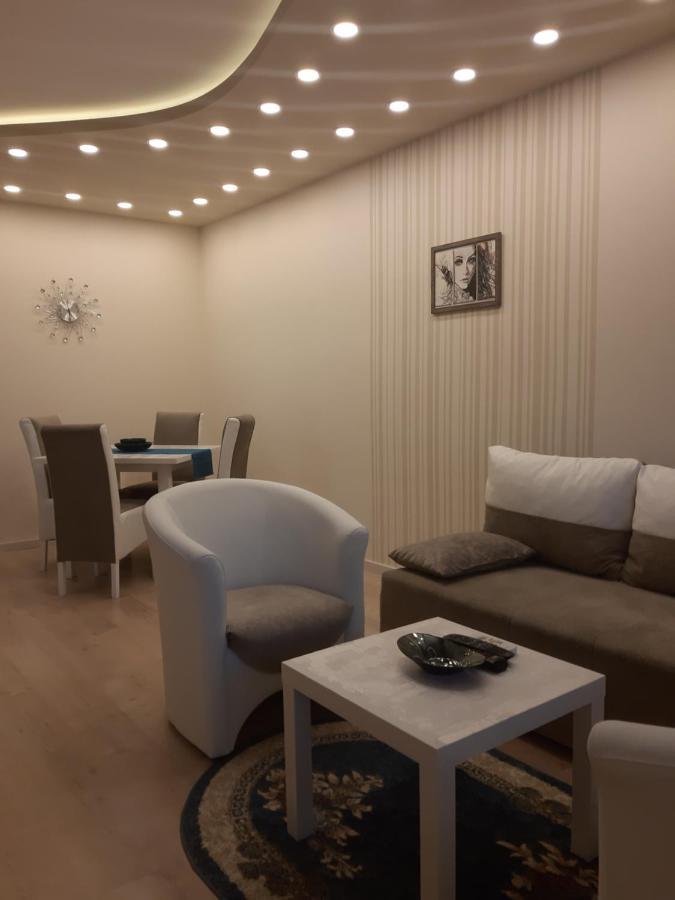 Danube Blue 2 Appartement Belgrado Buitenkant foto