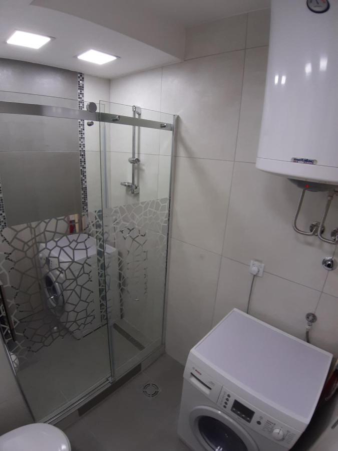 Danube Blue 2 Appartement Belgrado Buitenkant foto